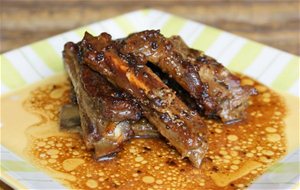 Costillas De Cerdo Con Salsa De Miel Y Mostaza
