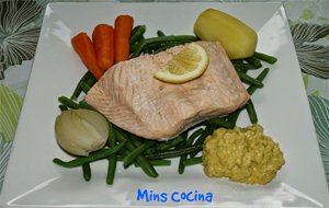 Salmón Cocido Con Verduras 
