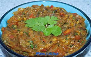 Baingan Bharta Punjabi (berenjena Asada)
