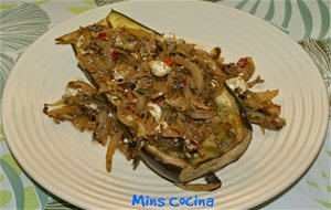 Berenjena Asada Con Cebolla Crujiente Y Limón
