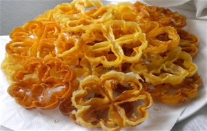 Flores Fritas Con Masa De Yogur
