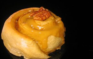 Rolls De Canela Y Nueces - Cinnamon Roll
