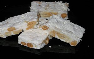 Turron De Cacahuetes O Mani Distinto
