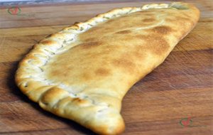 
calzone De Rebozuelos Y Acelgas
