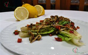 
lechuga A La Plancha Con Salteado De Champiñones
