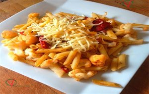 
macarrones Con Coliflor Y Piquillos
