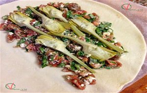 
empanada Caprese Con Alcachofas A La Romana
