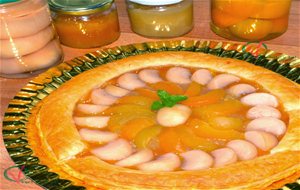 
tarta De Paraguayas Y Albaricoques En Almíbar
