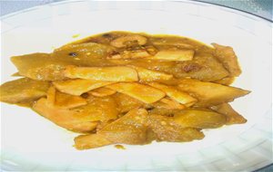 Guiso De Calamares En Amarillo Con Patatas
