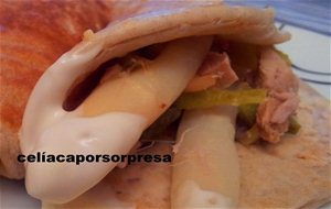 Crepes De Salmón Ahumado, Atún Y Espárragos blancos