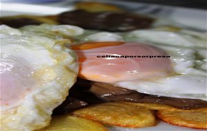 Huevos Rotos Con setas