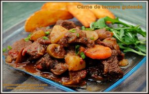 
carne De Ternera Guisada.
