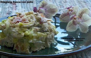 
ensalada Fresca Con Pollo.
