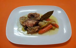 Pollo En Escabeche