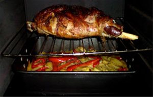 Pierna De Cordero Asada Ii
