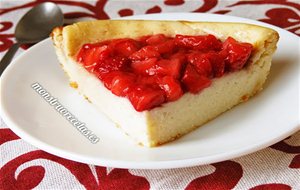 Tarta De Queso Al Horno, Con Requesón Y Cobertura De Fresas