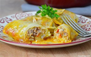 Sarmale O Rollitos De Carne Con Repollo. Receta Típica Rumana
