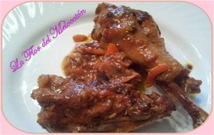 Pollo "pota Blava" En Salsa Con Frutos Secos
