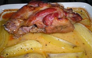 Codillo Al Horno Con Patatas