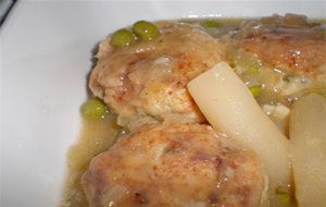 Albondigas De Pescado Y Gambas