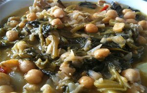 Guiso De Bacalao Con Acelgas Y Garbanzos
