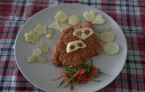 Escalopes De Cerdo Con Patatas Al Microondas Y Fideos De Pimiento Crudo.
