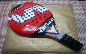 Tarta Fondant Pala De Padel.
