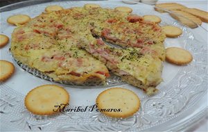 Pizza Con Masa De Coliflor Y Atún.
