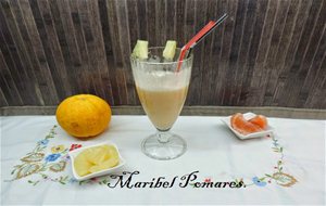 Zumo De Piña, Pomelo Y Canela.
