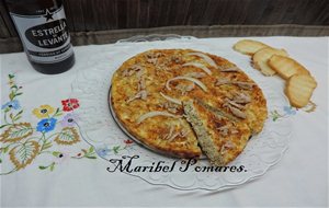 Tortilla De Cebolla Y Atún.
