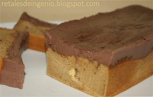 Bizcocho De Galletas Y Nueces Con Puding De Chocolate
