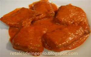 Filetes De Pescado Con Salsa De Pimientos Del Piquillo
