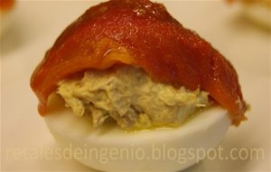 Huevos Rellenos De Atún
