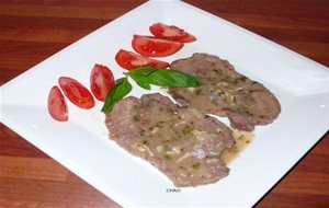 Filetes De Ternera A La Albahaca.
