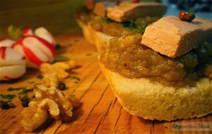 Puré De Berenjenas Especiado Con Nueces
