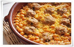 Arroz Al Horno Con Albóndigas
