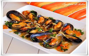 Mejillones En Salsa
