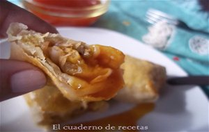 Arroz Tres Delicias Y Rollitos Primavera
