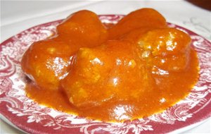 Albóndigas Con Tomate.
