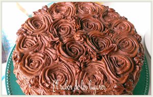 Primer Cumpleblog Y Tarta De Rosas Con Chocolate.

