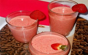 Batido De Fresas Con Yogurt 
