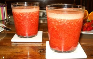 Jugo De Fresas Con Naranjas
