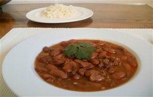 Guiso De Frijoles (alubia Canela) Con Carne Picada
