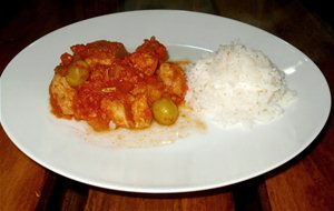 Pollo Guisado Con Tomate Y Pimientos
