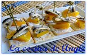 Crackers De Melocotón Y Boquerones
