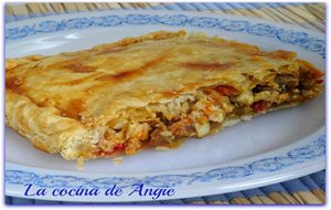 Empanada De Bacalao Y Pasas
