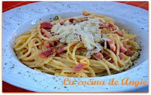 Espaguetis Carbonara Sin Nata
