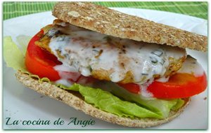 Hamburguesa De Pollo Hindú
