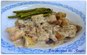 Pollo A La Crema Con Aroma De Tomillo
