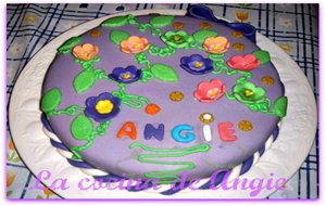 Tarta Fondant "angie"
